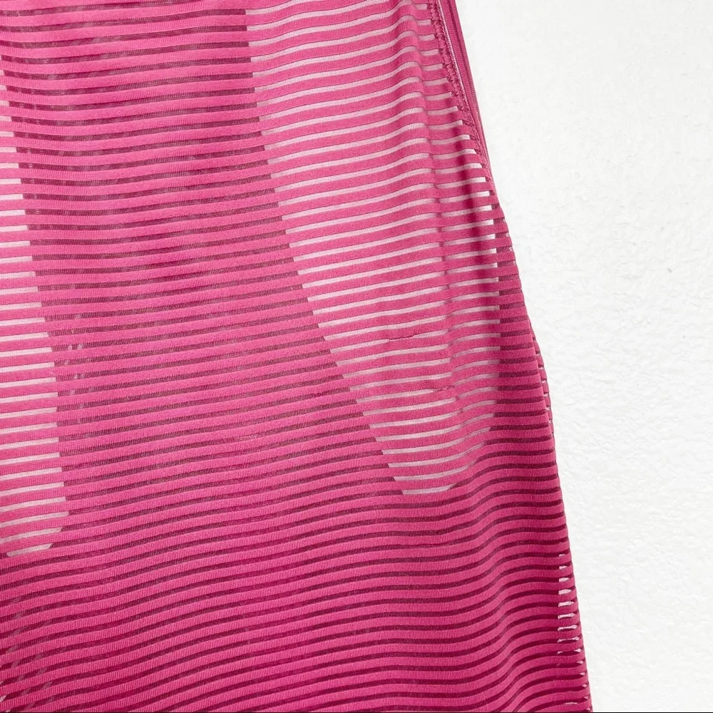Lululemon Miles Ahead Tank Ruby‎ Wine Red 4